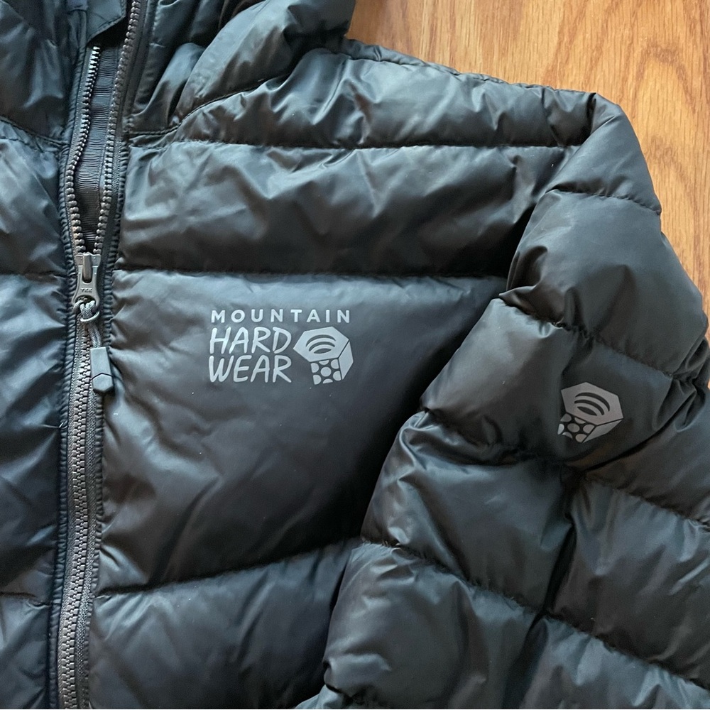 Mountain Hardware Men’s Large Jacket